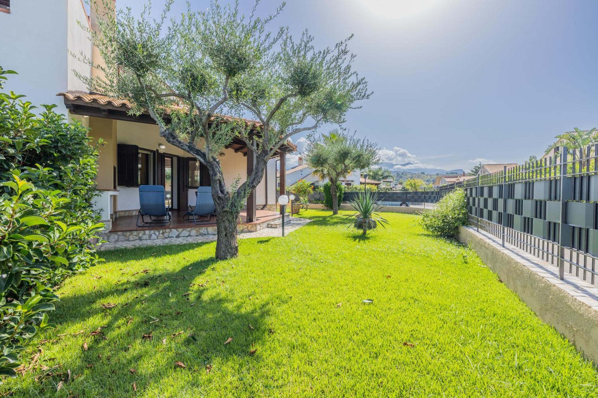 Sole Mare Deluxe Villa Campofelice Di Roccella Exterior foto
