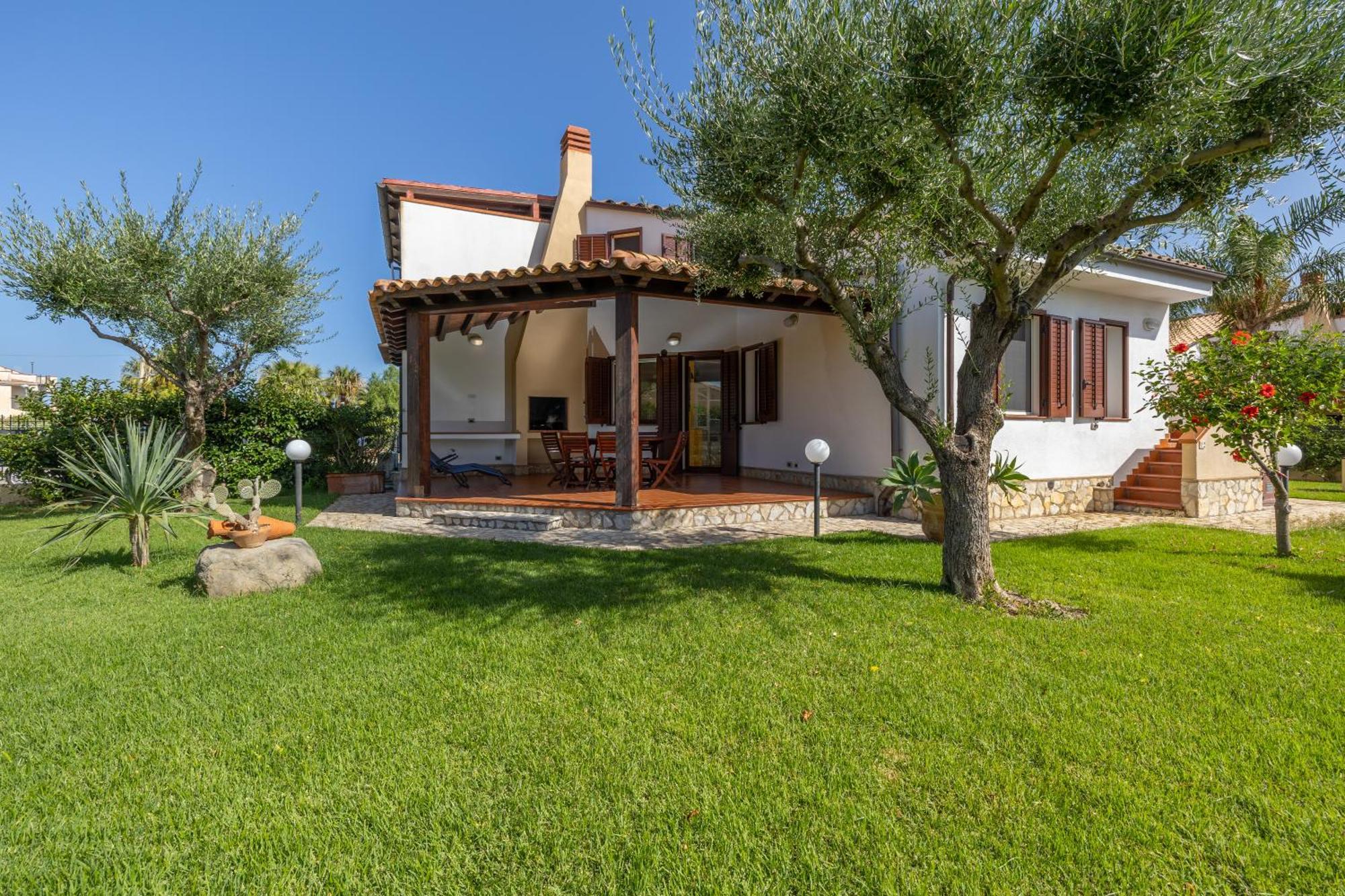 Sole Mare Deluxe Villa Campofelice Di Roccella Exterior foto